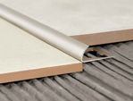 Imagen de Acero inox. Guardacanto Arco 10mm x 2,5m Brillo